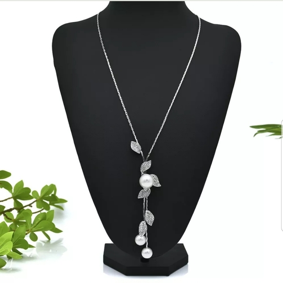 New pearl crystal leaves flower Pendant necklace - Picture 4 of 6